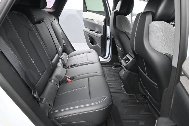 New 2026 Cadillac Optiq Sport 1 w/ LPO, Floor Liner Package AWD/4WD image 19