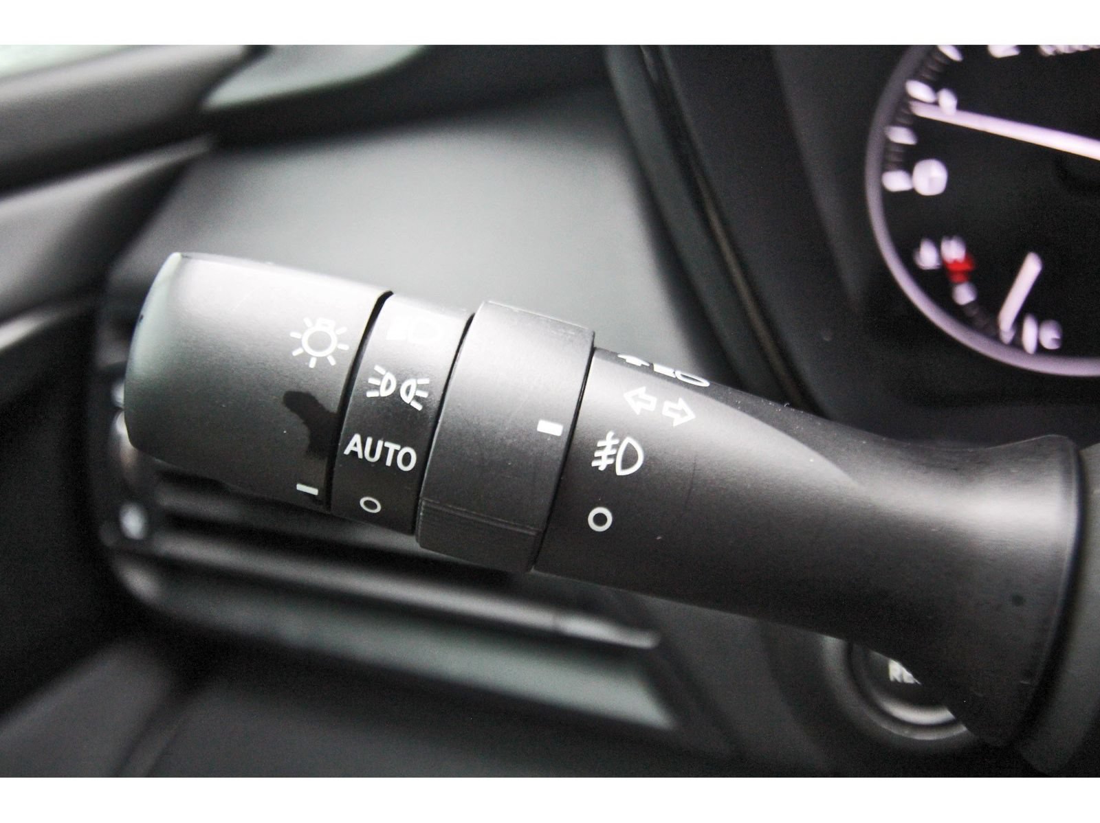 Used 2023 Subaru Outback Premium AWD/4WD image 17
