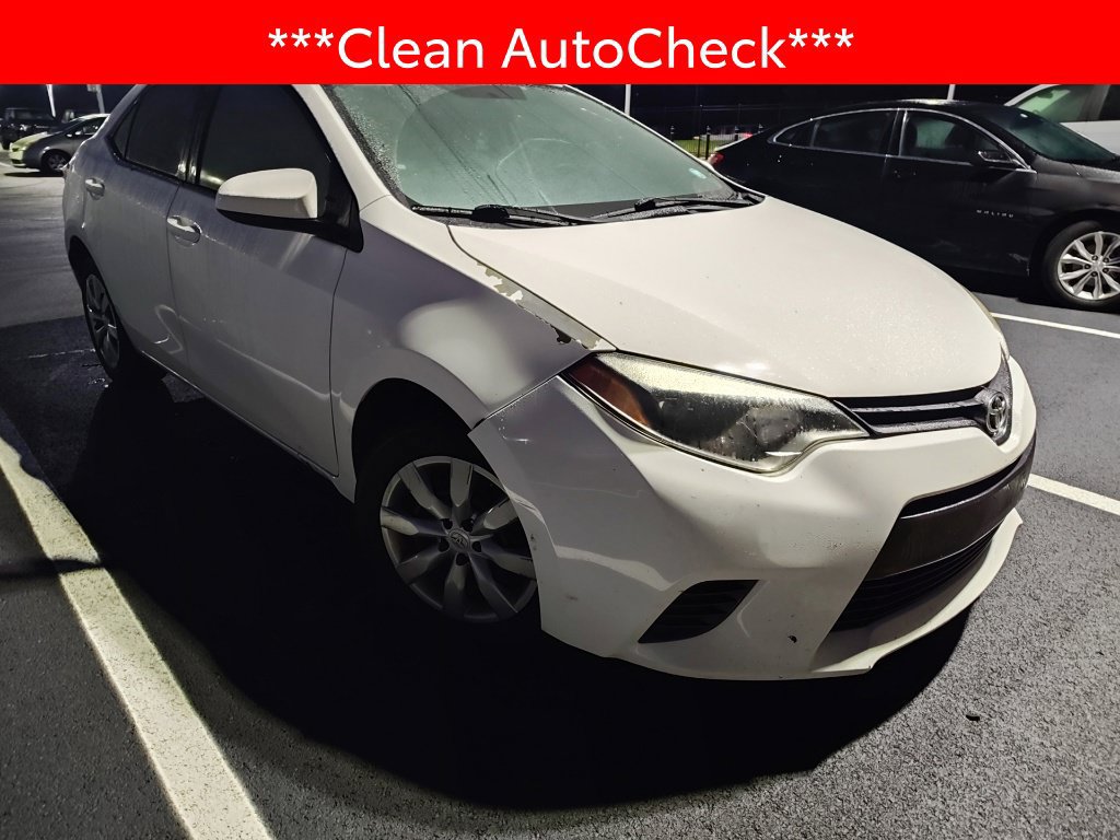 Used 2016 Toyota Corolla LE FWD image 3