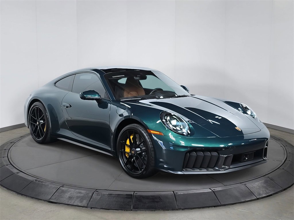 Certified 2025 Porsche 911 Carrera GTS image 9