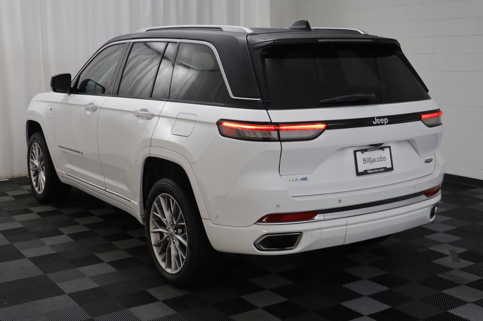 Used 2022 Jeep Grand Cherokee Summit image 15