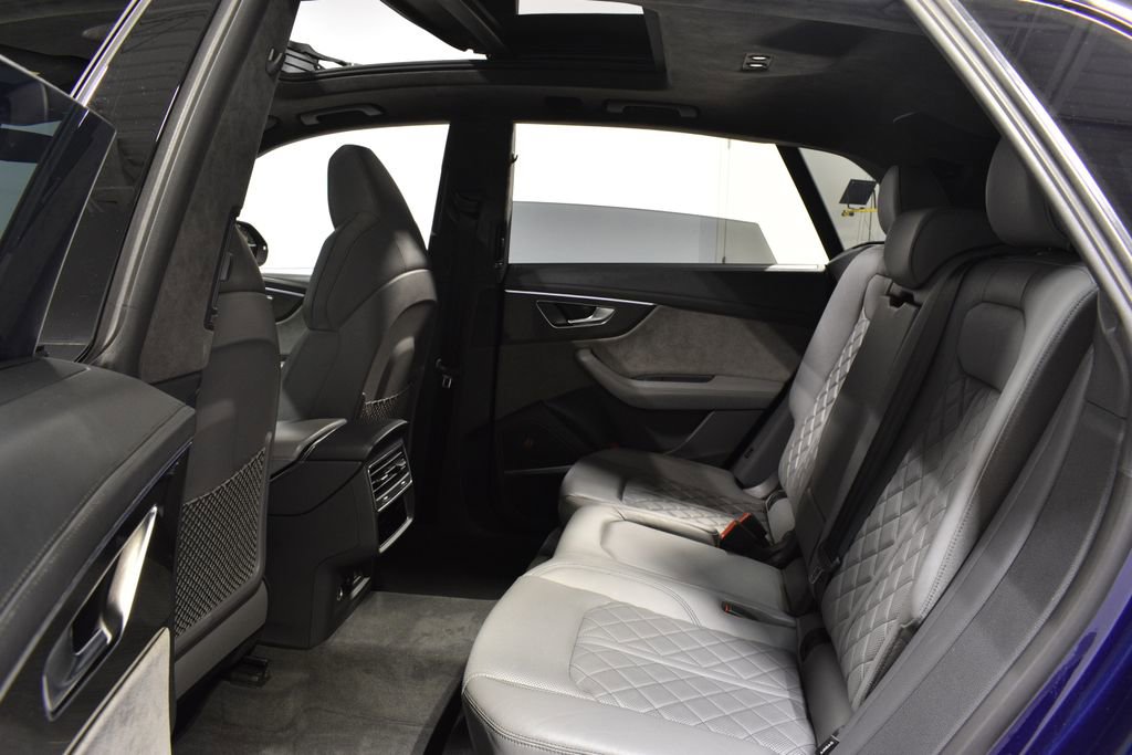 Used 2021 Audi SQ8 Prestige w/ Prestige Package image 27
