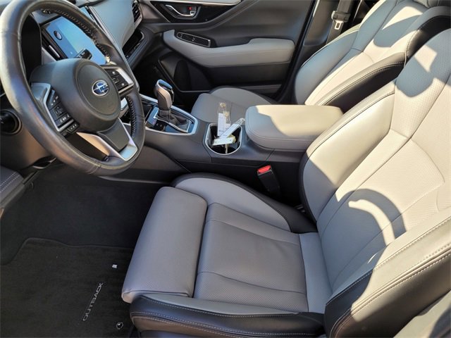 Used 2023 Subaru Outback Limited image 15