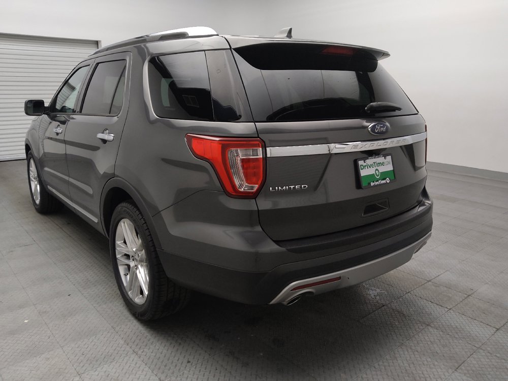 Used 2017 Ford Explorer Limited FWD image 5