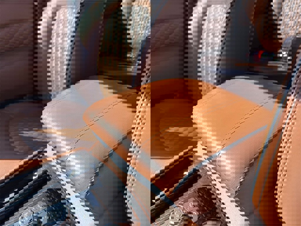 Used 2023 INFINITI QX80 Sensory w/ All-Season Package image 26