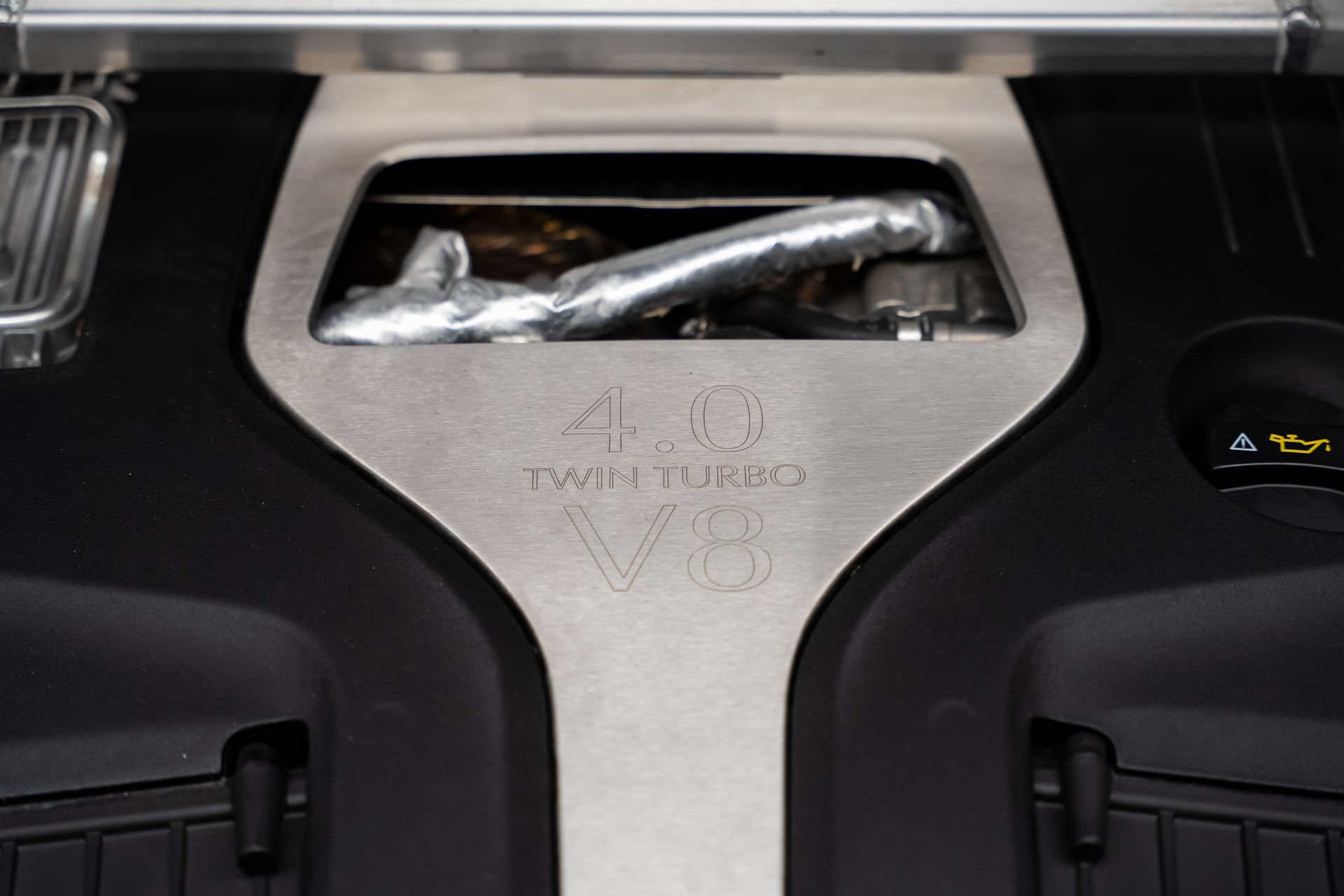Used 2022 Aston Martin DBX AWD/4WD image 77