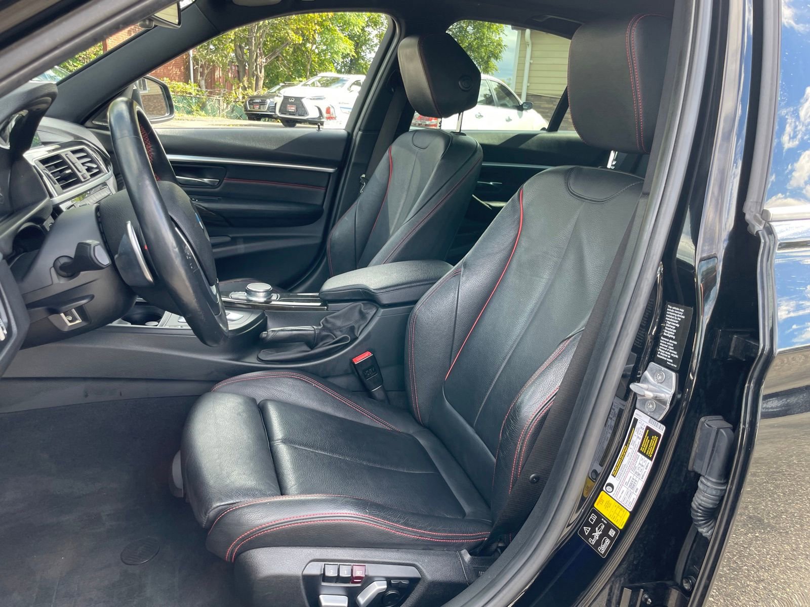 Used 2018 BMW 330i xDrive Sedan image 22