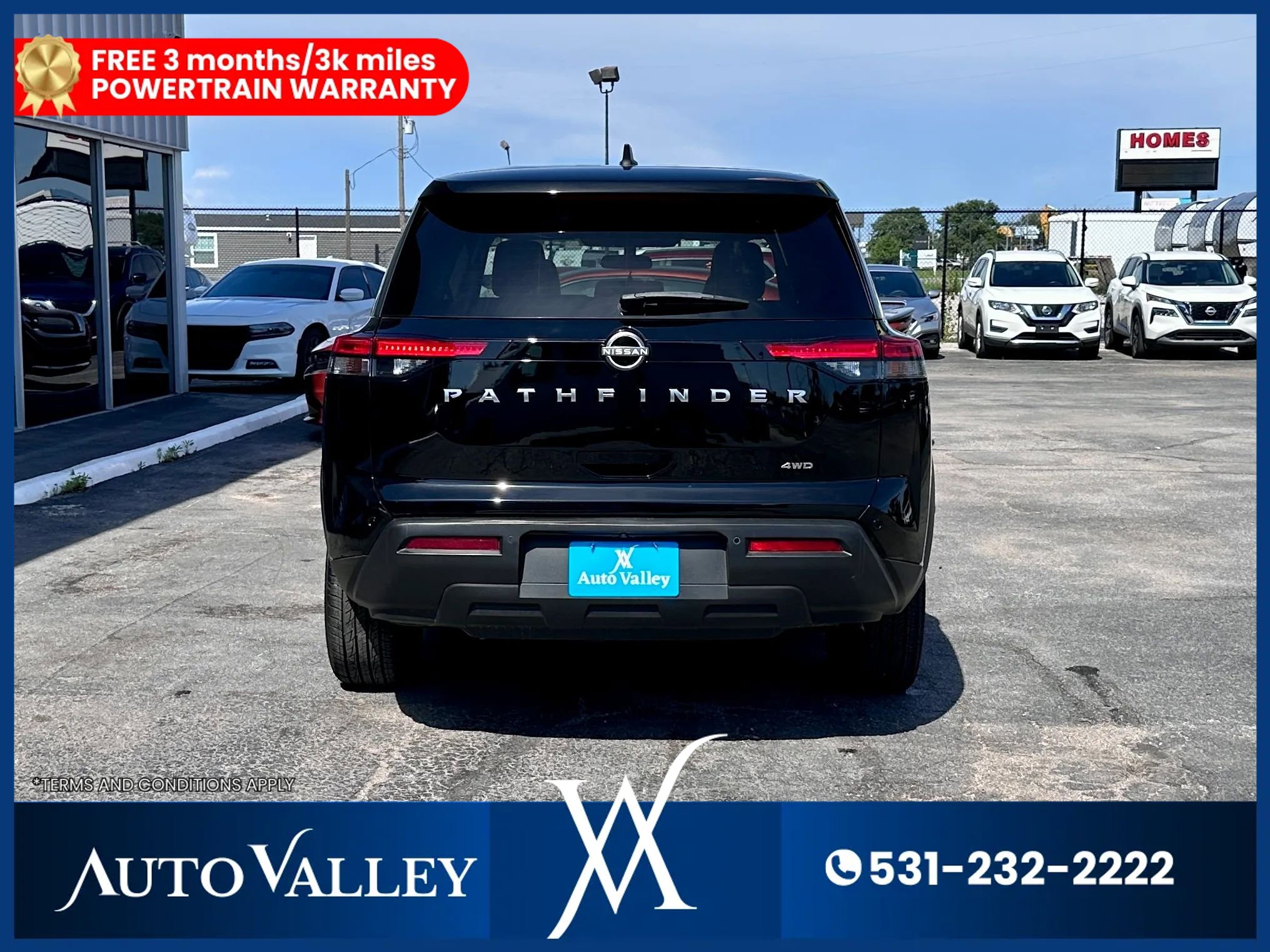 Used 2024 Nissan Pathfinder S image 6