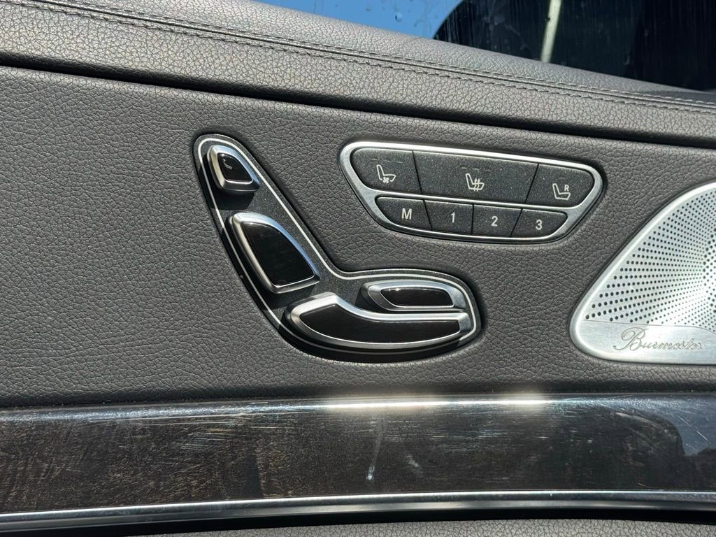 Used 2019 Mercedes-Benz S 560 4MATIC Sedan w/ AMG Line Exterior image 22