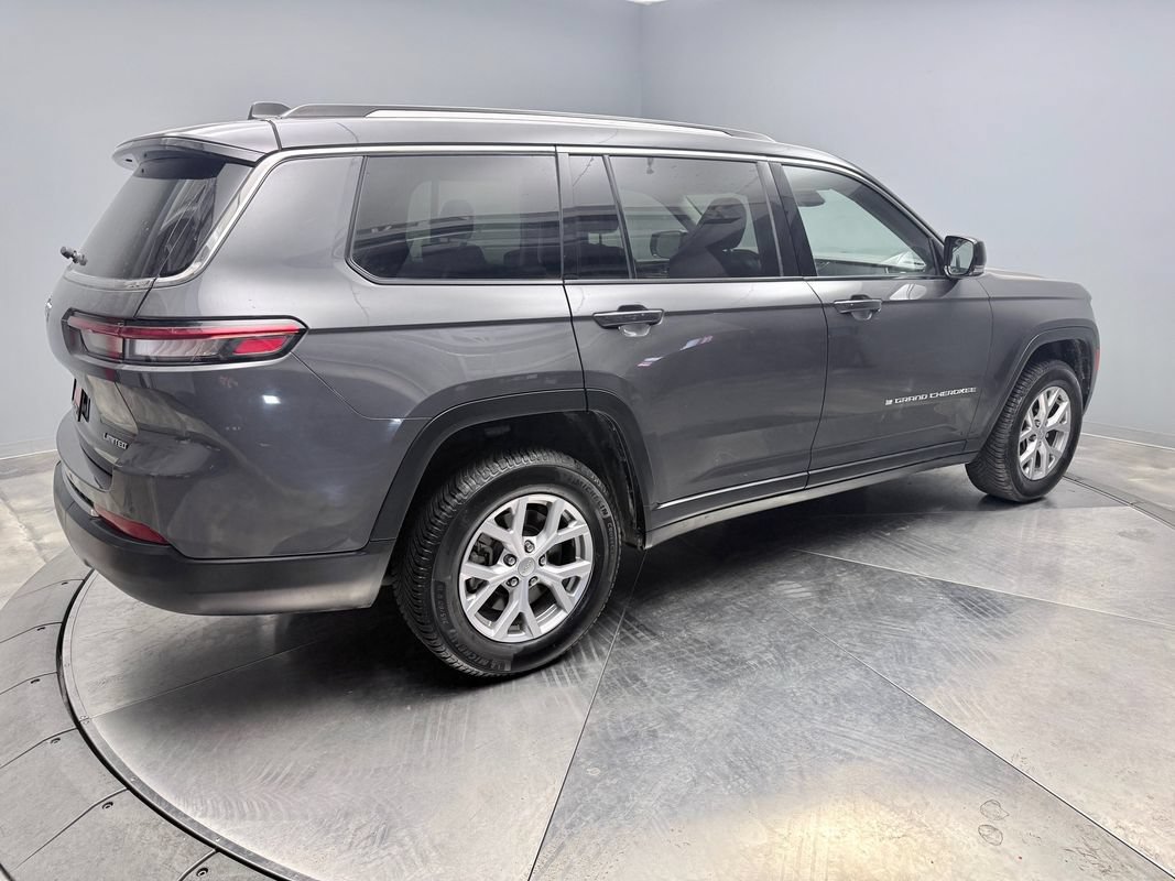 Used 2022 Jeep Grand Cherokee L Limited AWD/4WD image 5