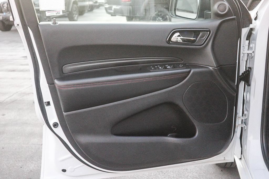 Used 2025 Dodge Durango GT RWD image 26