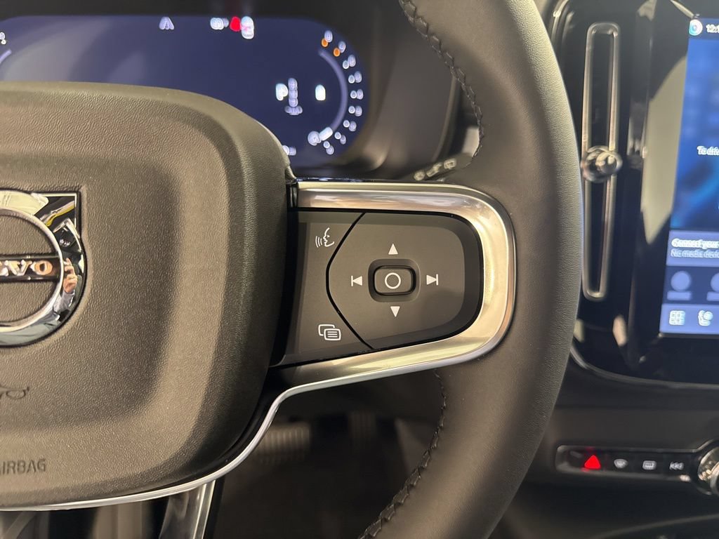 New 2026 Volvo XC40 B5 Ultra w/ Climate Package AWD/4WD image 10