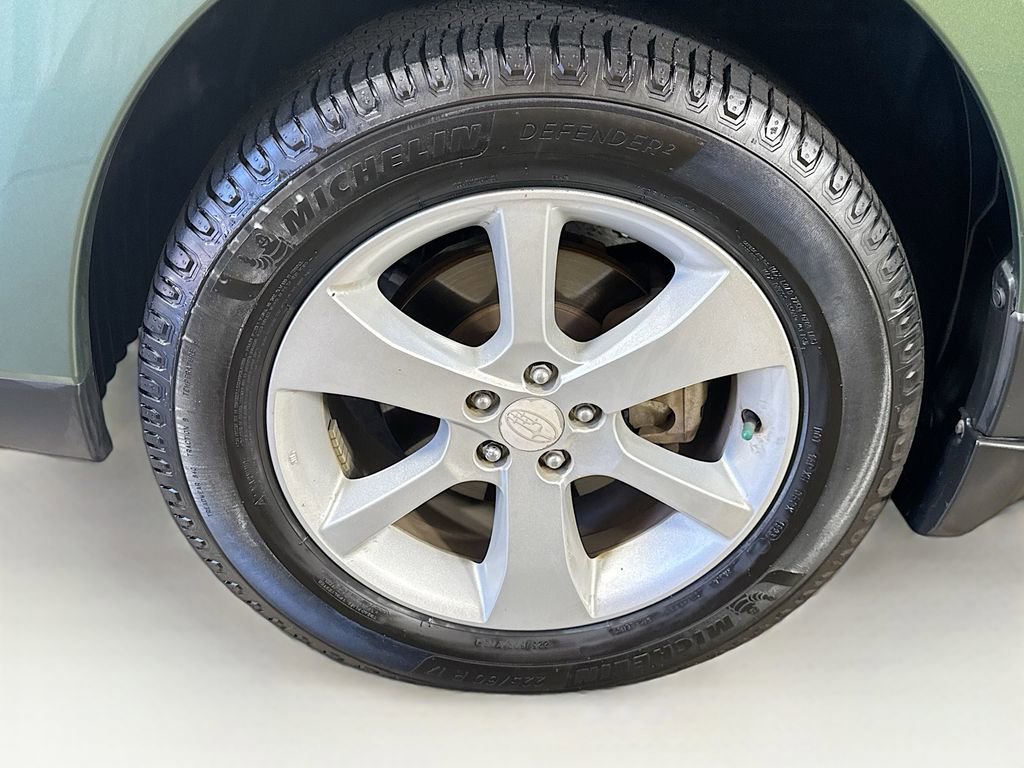Used 2014 Subaru Outback 2.5i Premium AWD/4WD image 40