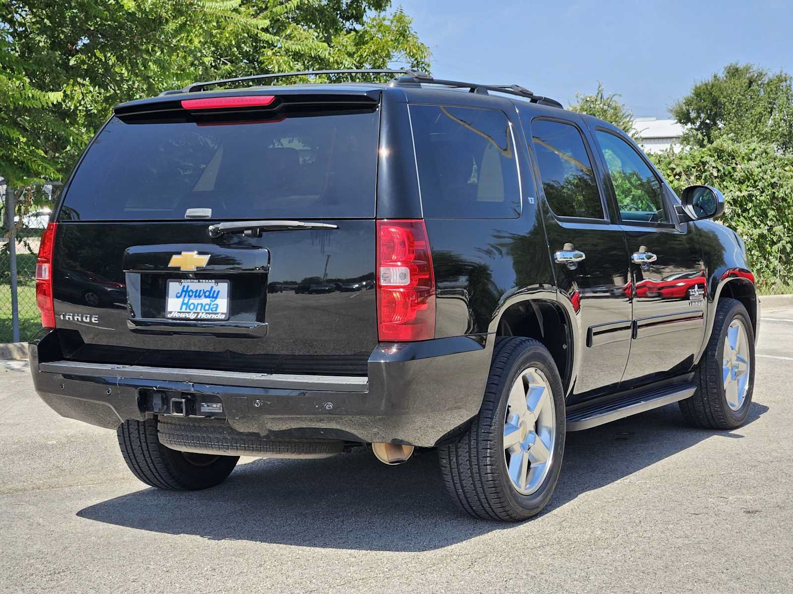 Used 2013 Chevrolet Tahoe LT w/ Texas Edition RWD image 5