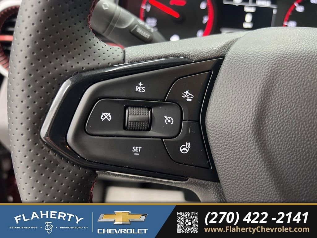 Used 2025 Chevrolet Trax RS w/ Driver Confidence Package image 23