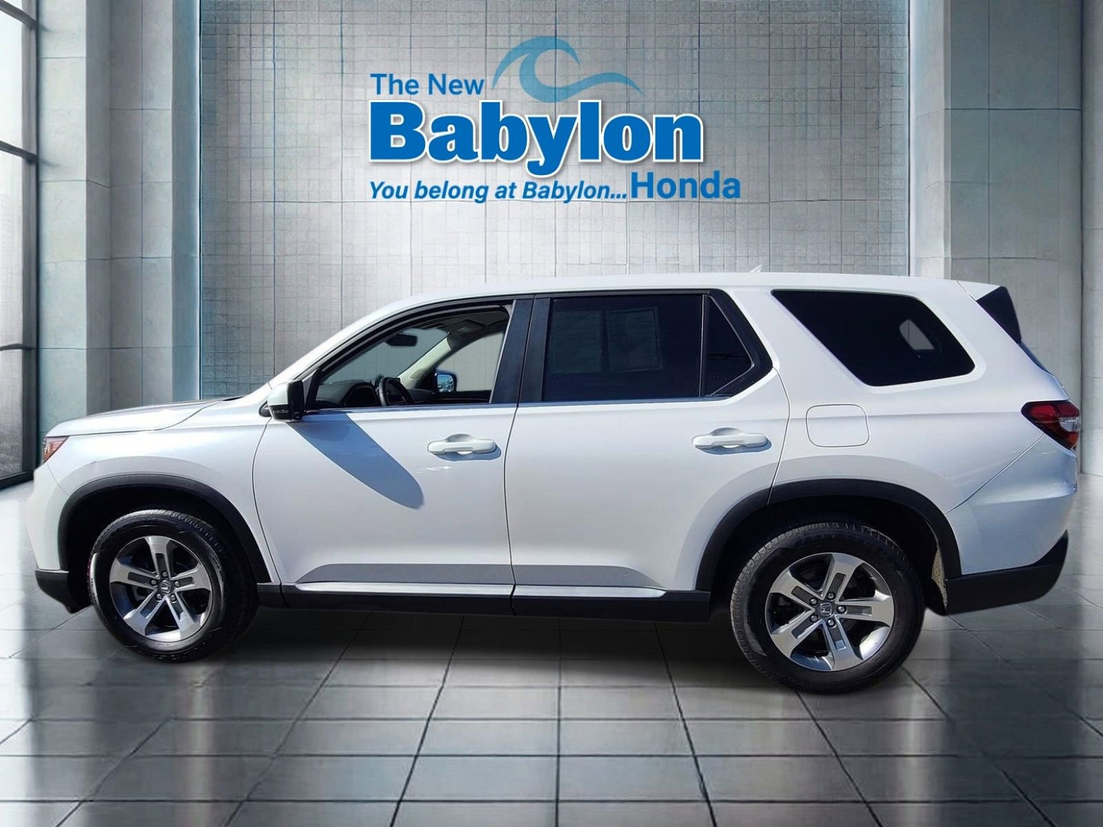 Used 2023 Honda Pilot EX-L image 2