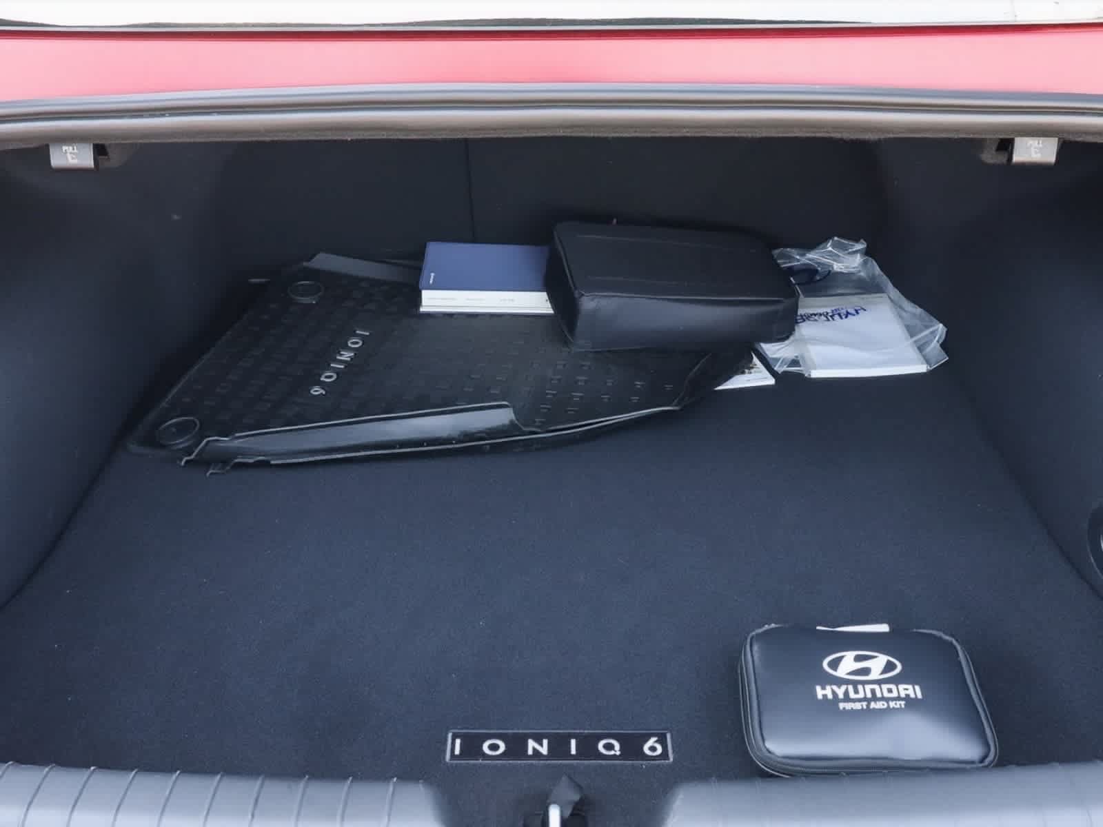 Used 2025 Hyundai Ioniq 6 SEL RWD image 16