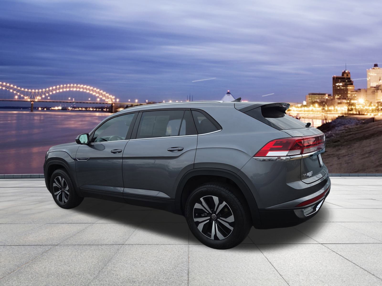 Used 2024 Volkswagen Atlas Cross Sport SE image 3