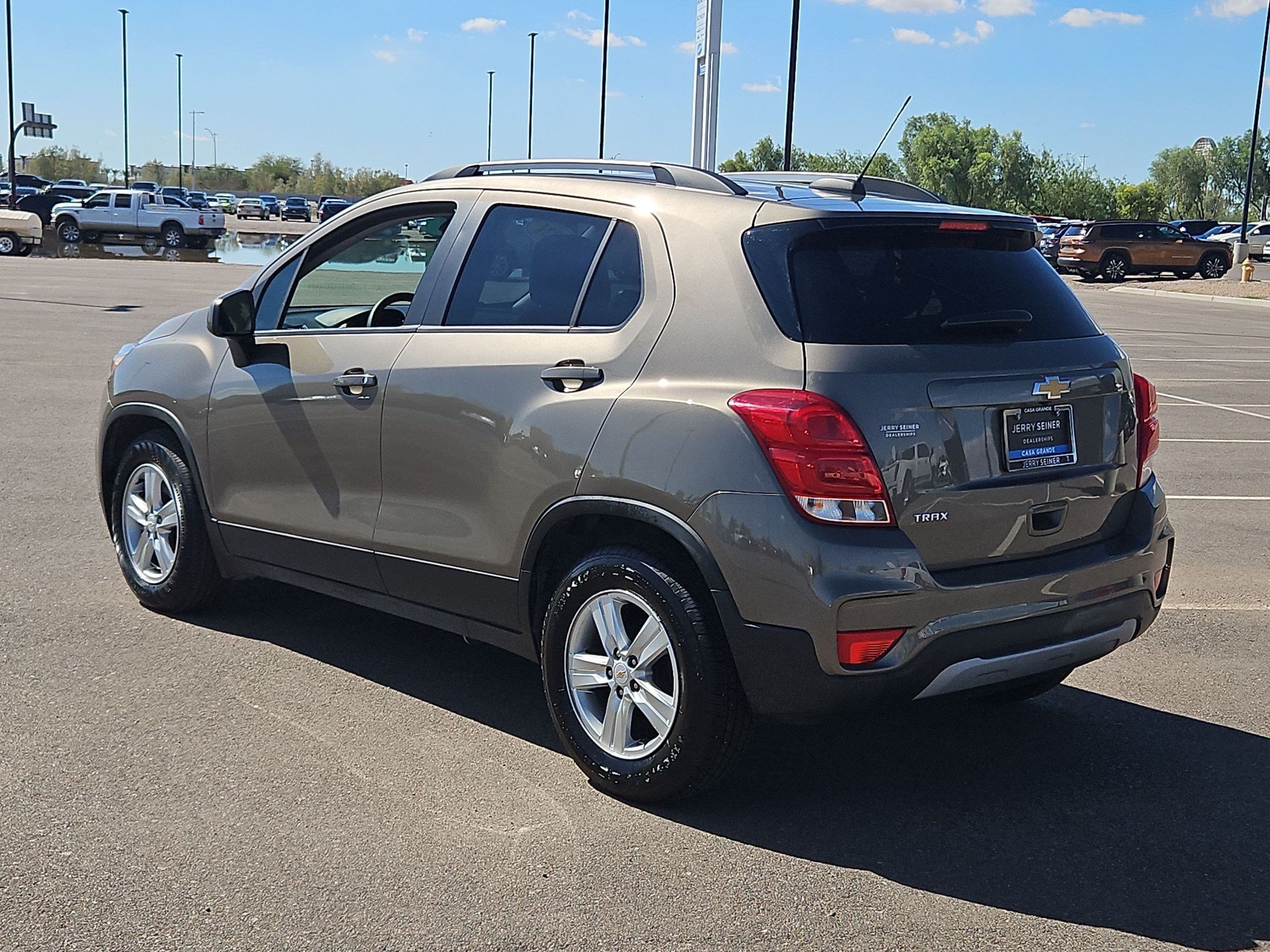 Certified 2021 Chevrolet Trax LT FWD image 3
