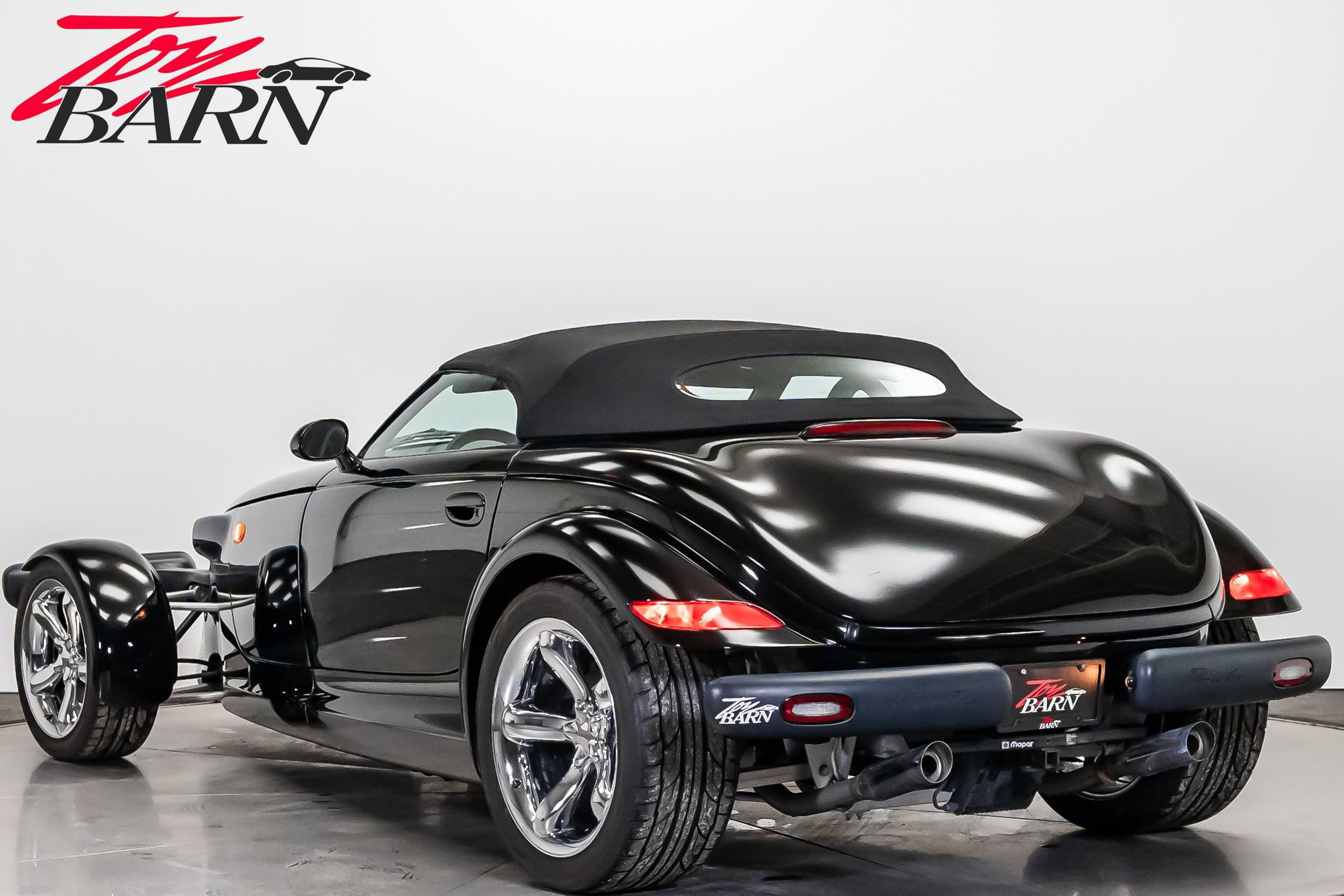 Used 2000 Plymouth Prowler image 11