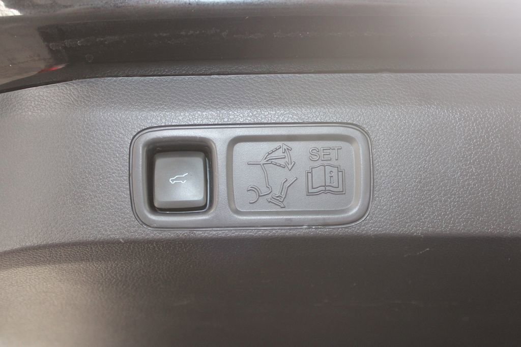 Used 2023 Ford Expedition Timberline image 19