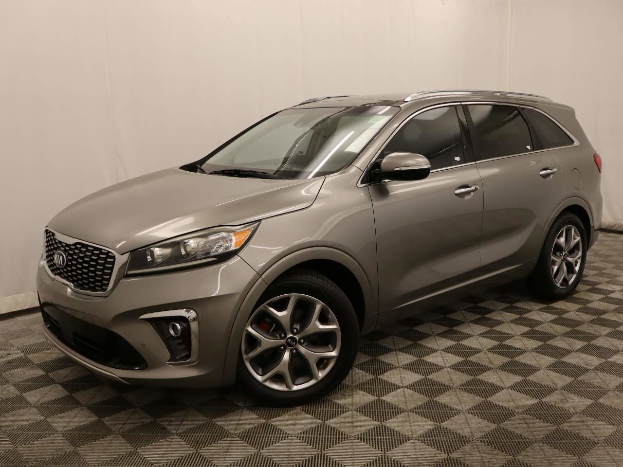 Used 2019 Kia Sorento SX