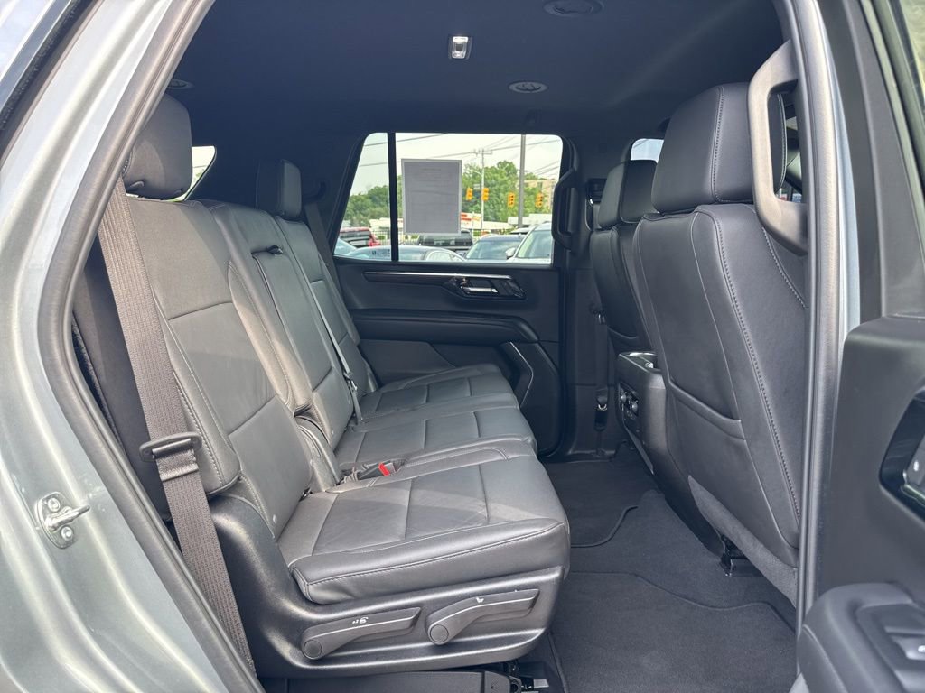 Used 2025 Chevrolet Tahoe LT AWD/4WD image 24