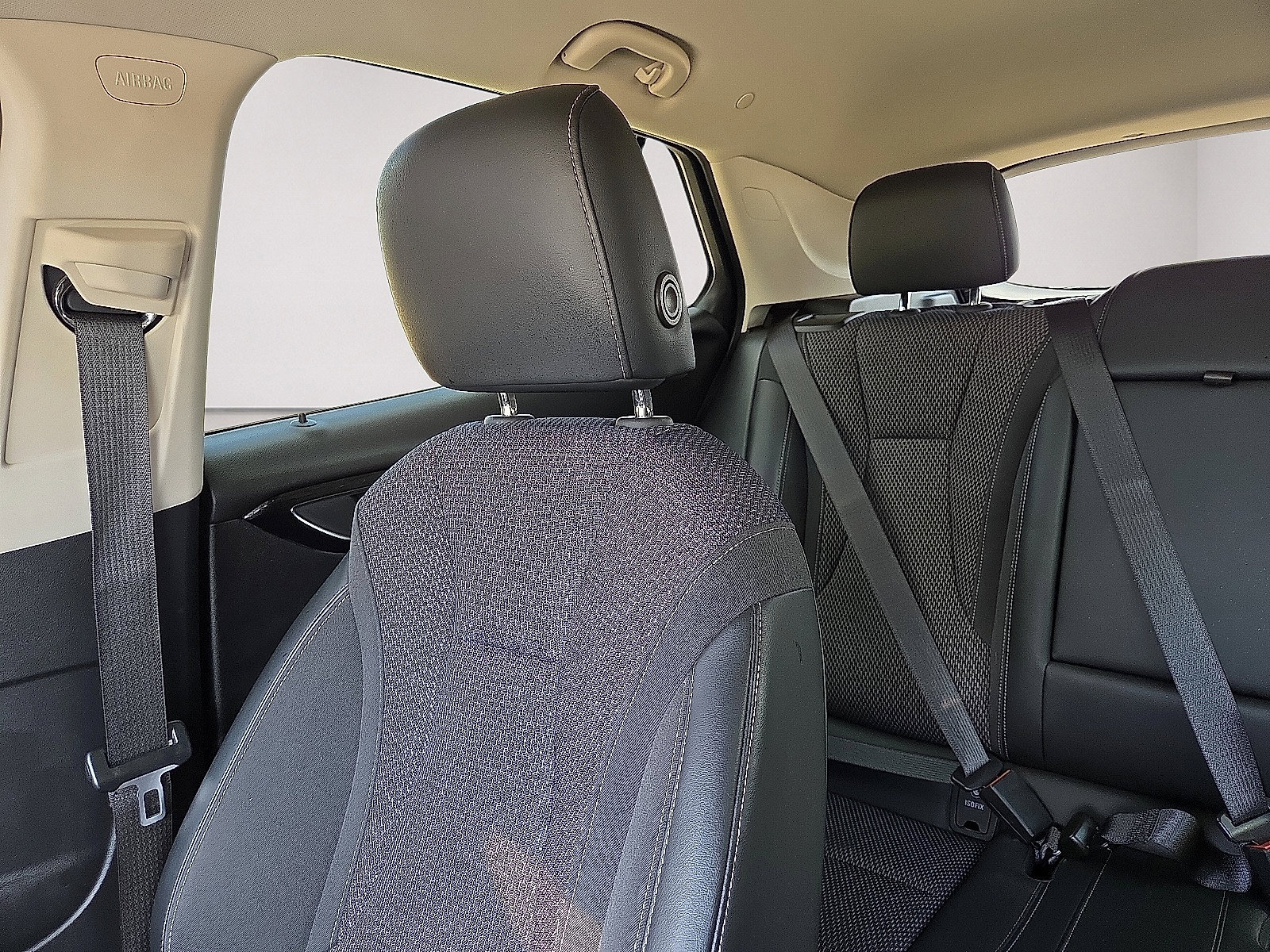 Used 2023 Buick Envision Preferred AWD/4WD image 28