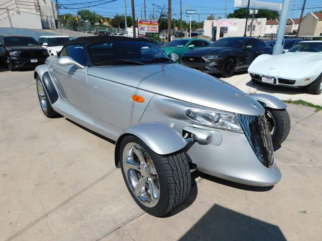 Used 2000 Plymouth Prowler RWD image 1