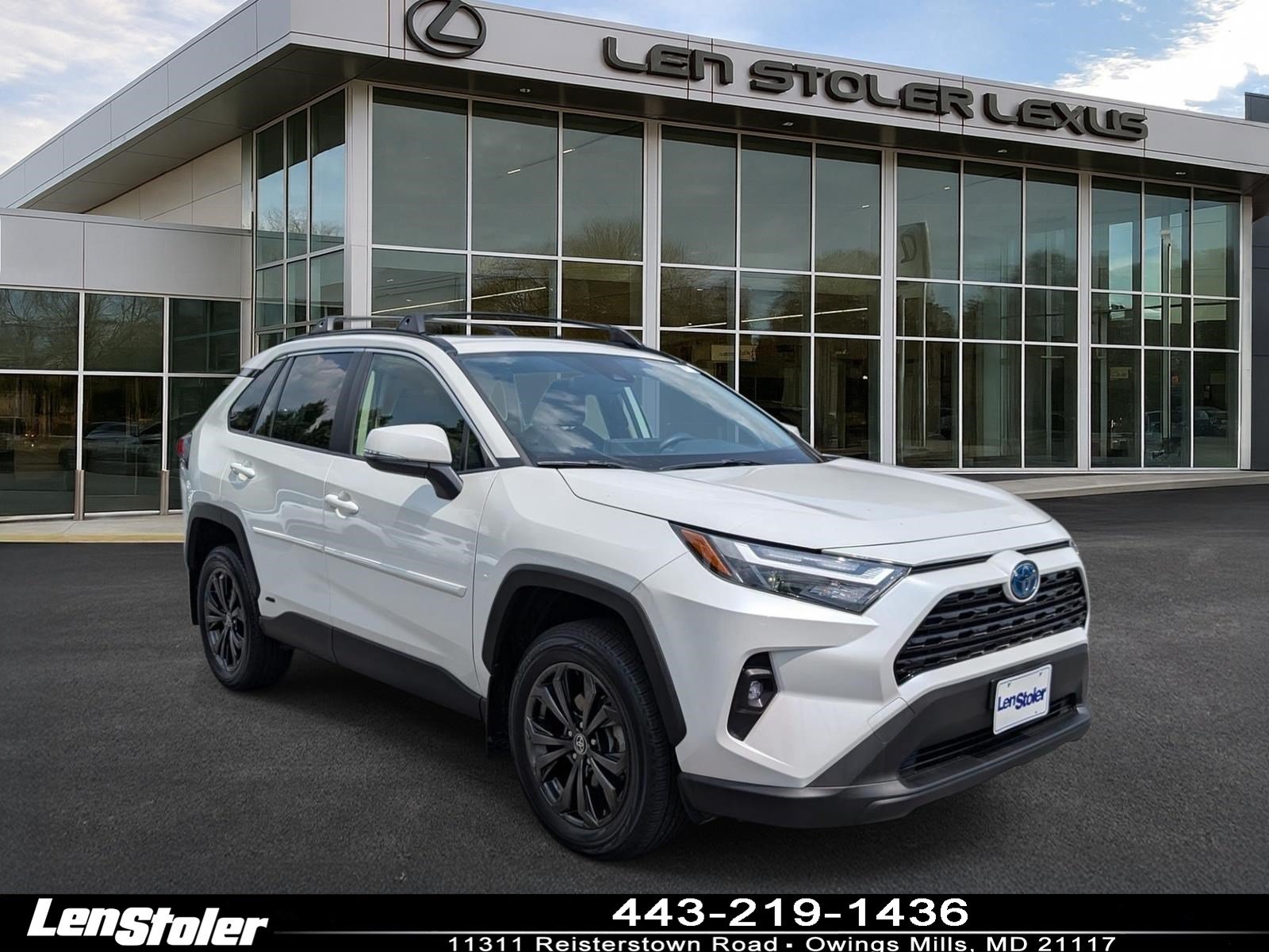 Used 2024 Toyota RAV4 XLE Premium AWD/4WD image 1