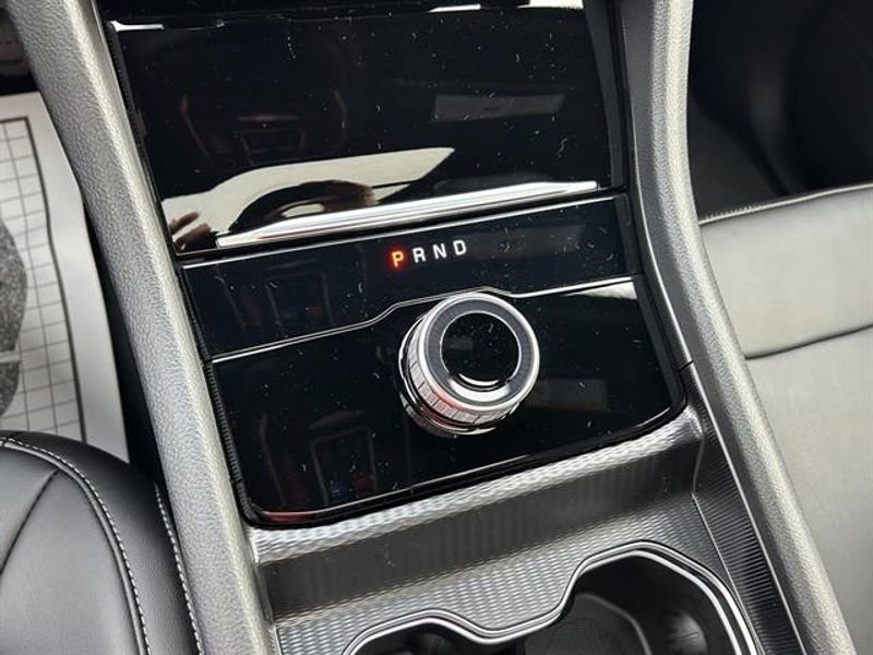 New 2025 Jeep Grand Cherokee L Limited image 17