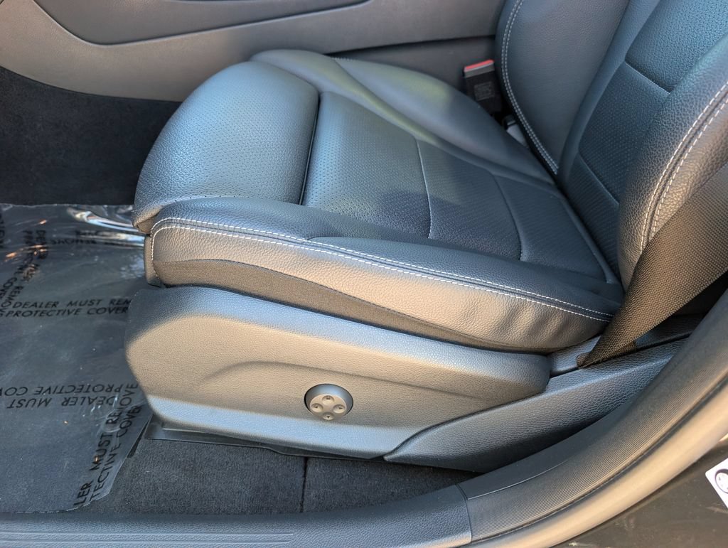 Certified 2022 Mercedes-Benz GLC 300 image 20