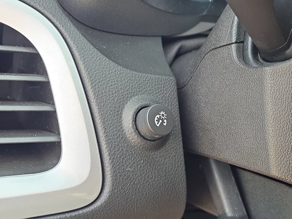 Used 2016 GMC Terrain SLE AWD/4WD image 11