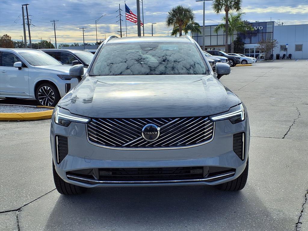 New 2026 Volvo XC90 B6 Ultra image 2
