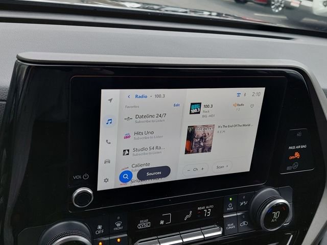 Used 2024 Toyota Highlander LE image 36