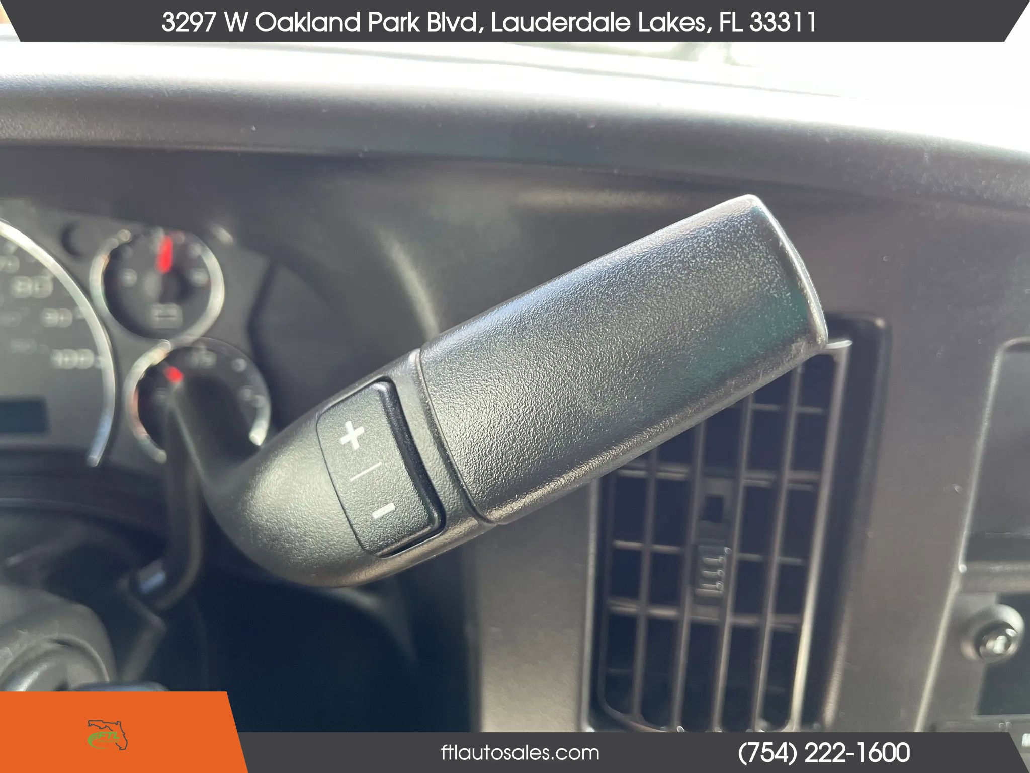 Used 2017 GMC Savana 3500 Extended image 54