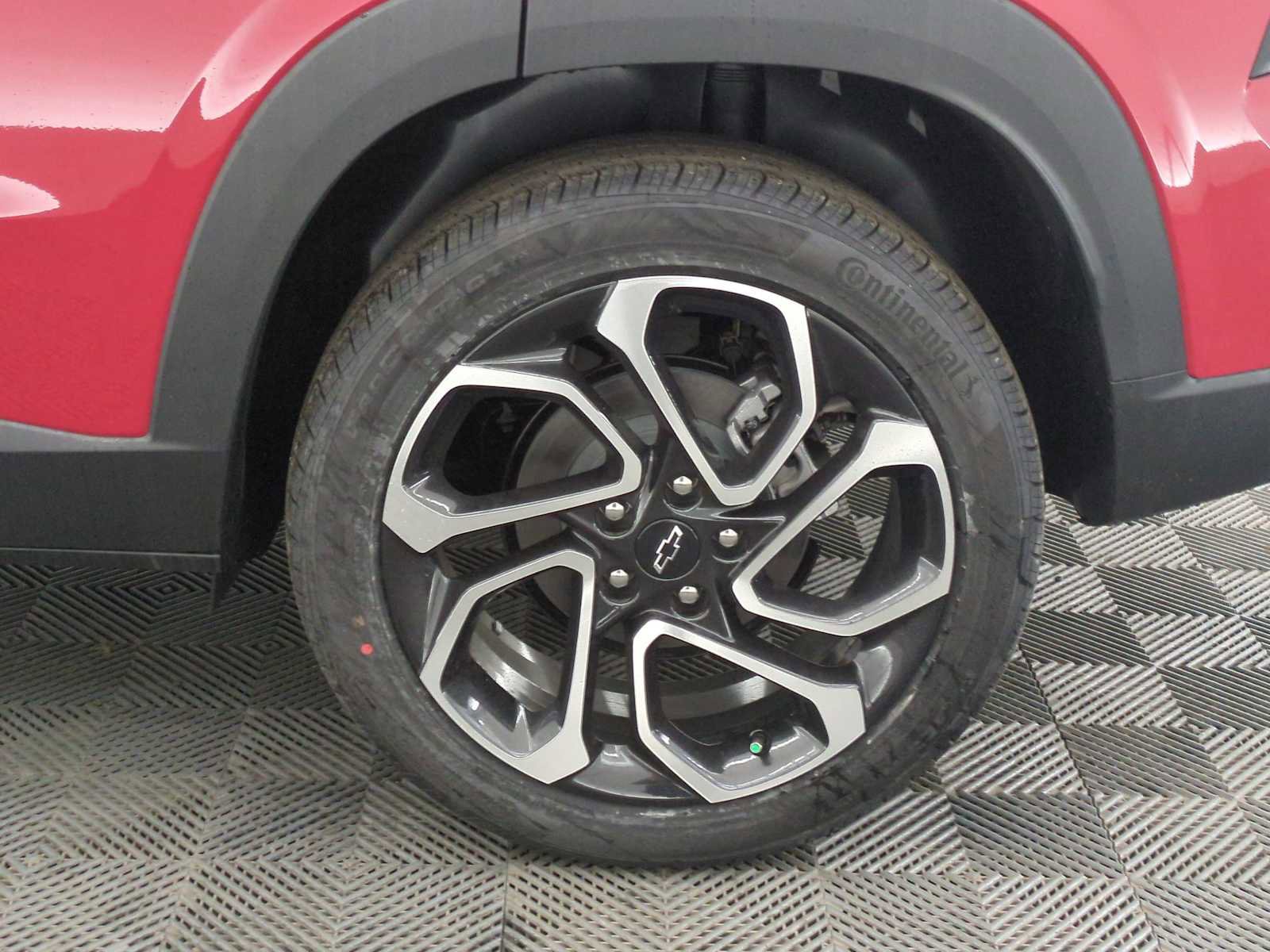 New 2026 Chevrolet Trax RS w/ Sunroof Package image 12