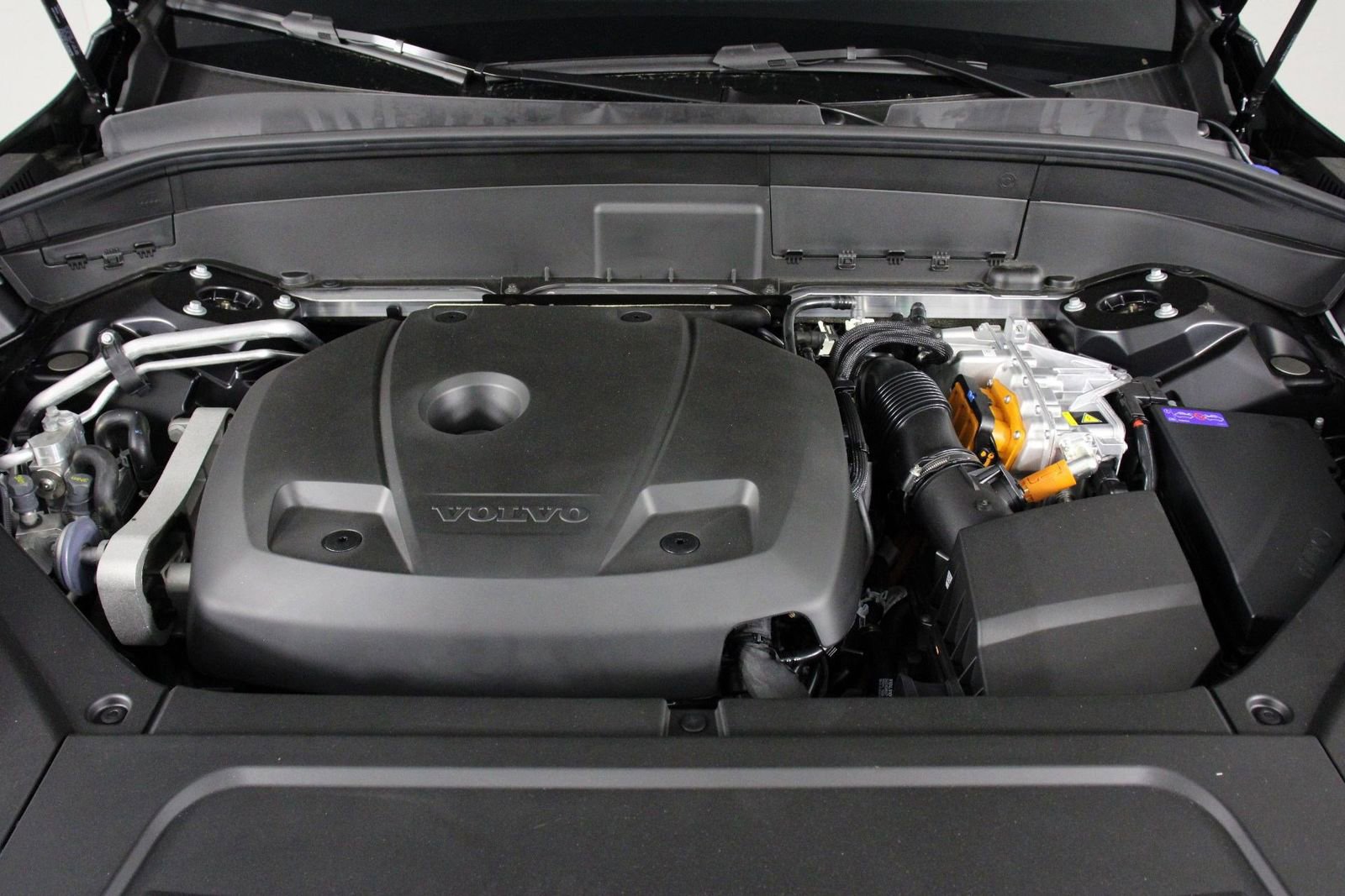 New 2026 Volvo XC90 T8 Plus image 12