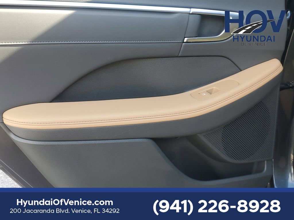 Used 2023 Hyundai Sonata Limited w/ Cargo Package FWD image 16