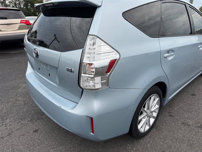 Used 2014 Toyota Prius V Five image 24