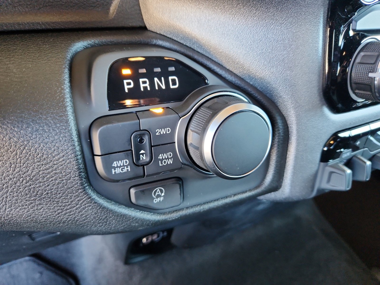 New 2026 RAM 1500 Express image 33