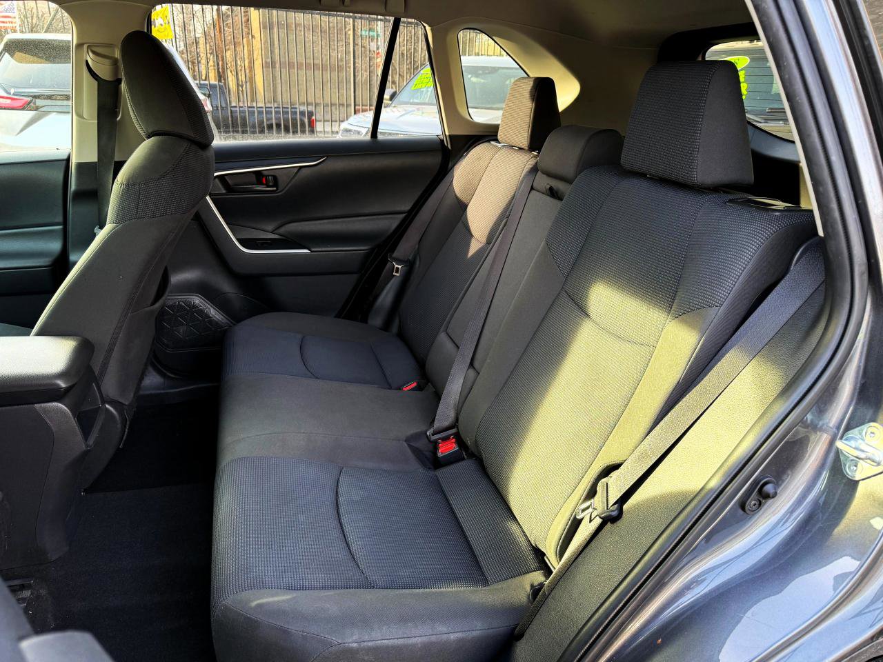 Used 2020 Toyota RAV4 LE w/ All Weather Liner Package AWD/4WD image 25