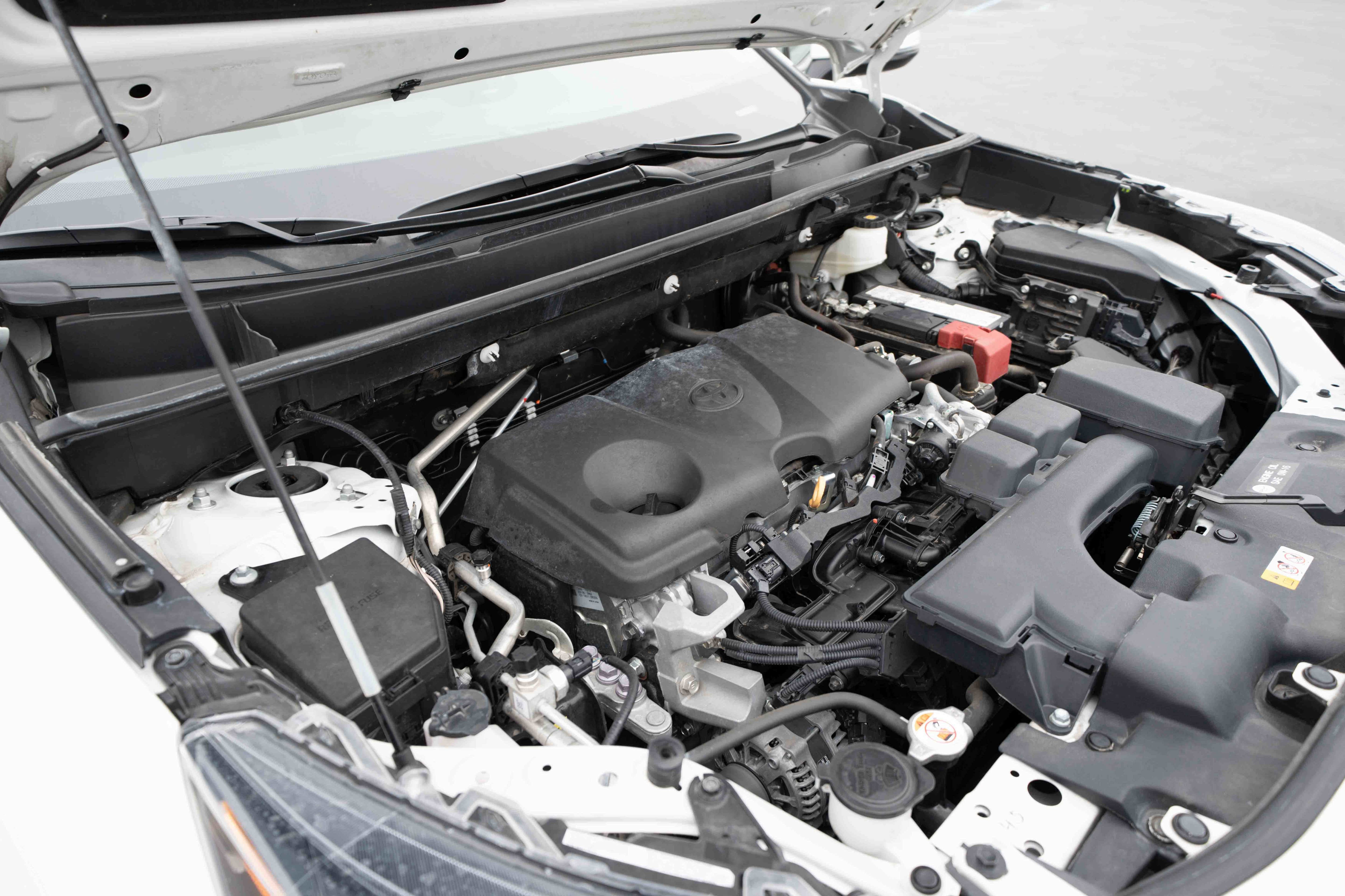 Used 2024 Toyota RAV4 Limited w/ Weather Package image 33