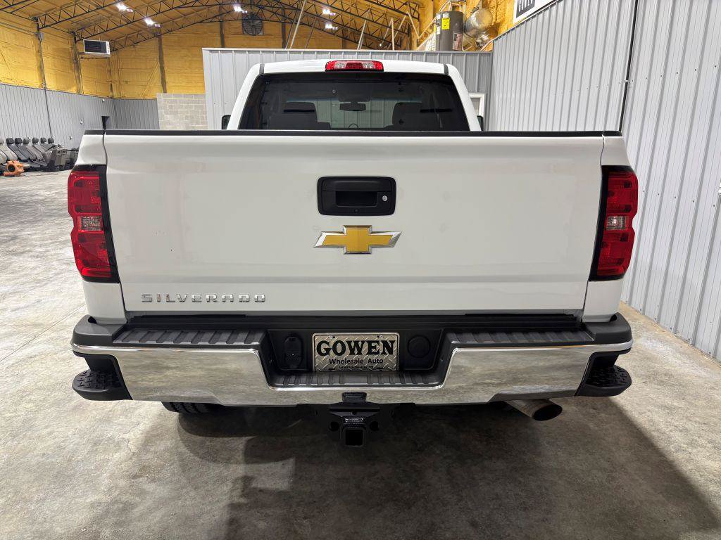 Used 2019 Chevrolet Silverado 2500 W/T AWD/4WD image 8