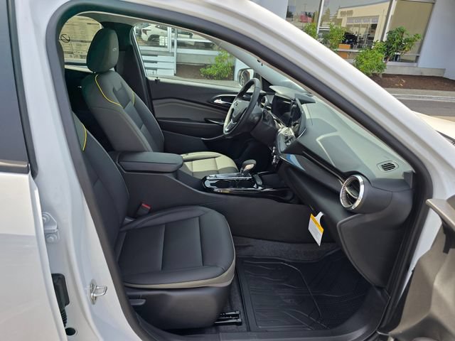 New 2026 Chevrolet Trax ACTIV FWD image 11