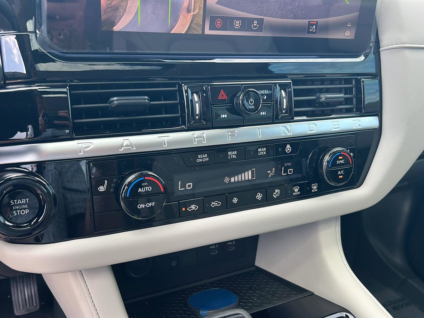 New 2026 Nissan Pathfinder SL w/ SL Premium Package image 29