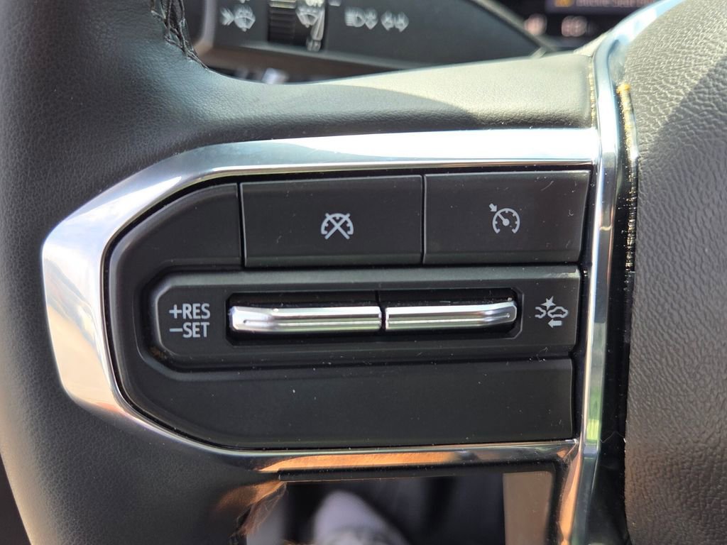 Certified 2023 GMC Canyon Elevation w/ Elevation Premium Package image 24