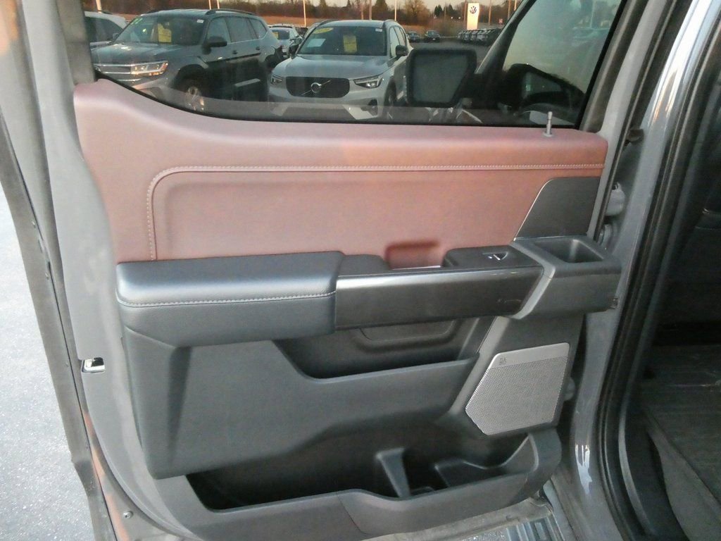 Used 2021 Ford F150 Lariat w/ Equipment Group 502A High AWD/4WD image 34