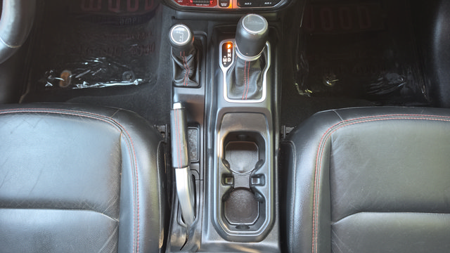Used 2020 Jeep Gladiator Rubicon AWD/4WD image 29