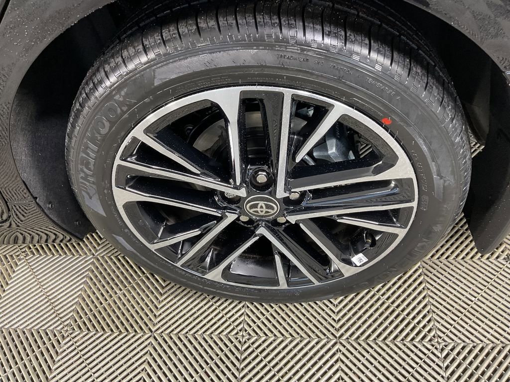 New 2026 Toyota Camry XLE image 5